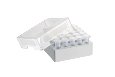 艾本德儲存盒 5 × 5, 可放置 25  個試管，5  mL，4  件，高 64  mm，2.5  英寸，聚丙烯材料，可耐受最低 -86  °C，可高溫高壓滅菌，帶蓋子并具有數(shù)字字母標識